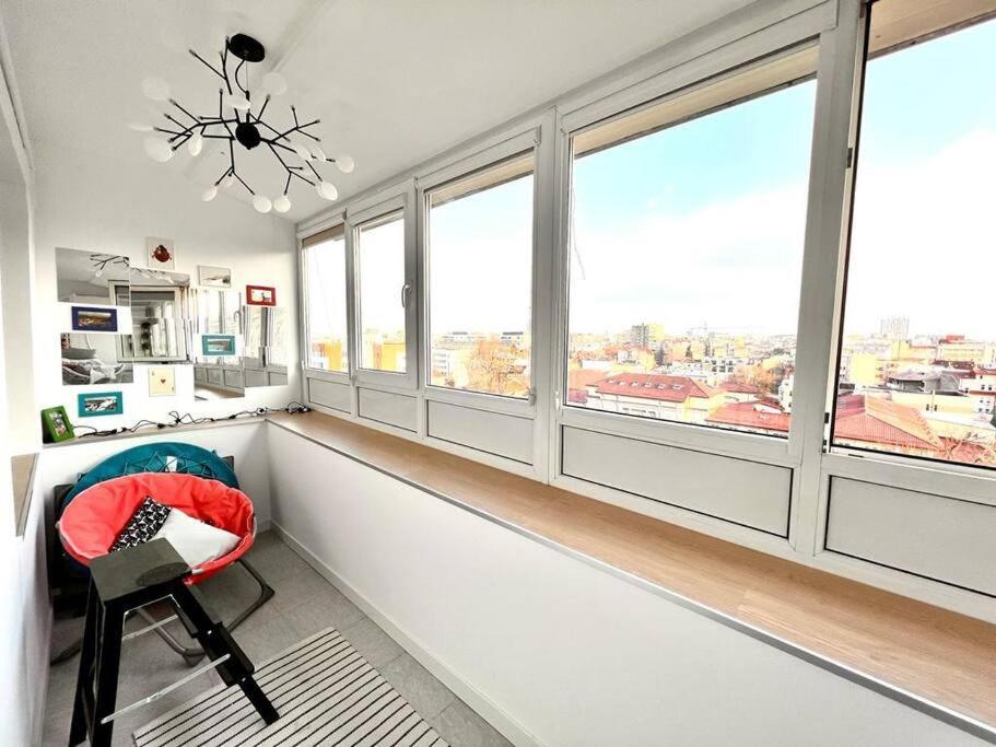 Апартаменты City View Studio In The Heart Of Бухарест Экстерьер фото